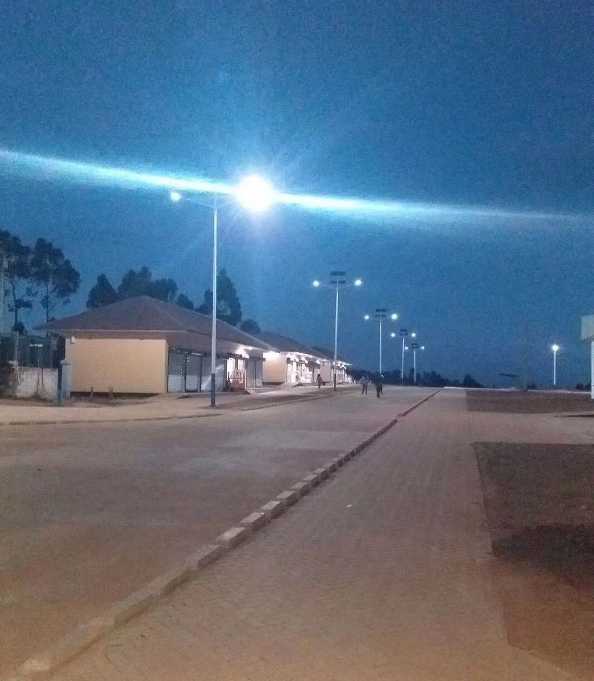 新市区非洲科特迪瓦太阳能路灯工程